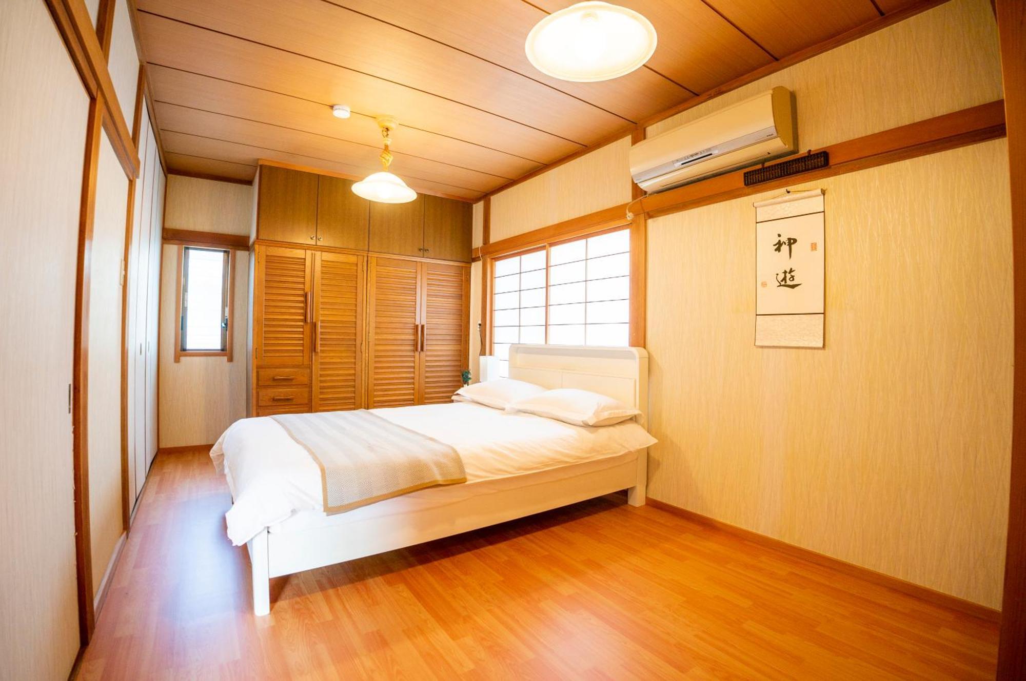 Family Or Business Travel 20 Percent Off 20 Guests 144Sqm Free Ikebukuro Shuttle 2 Kitchens Bathrooms 4 Bedrooms Tokyo Exterior photo